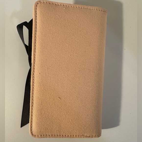 Gucci Brush Set and Travel Case - Picture 2 of 5